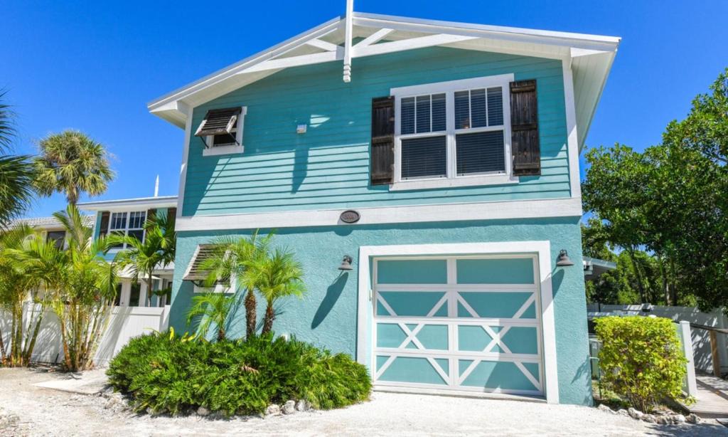 Shore Nokomis | Anna Maria