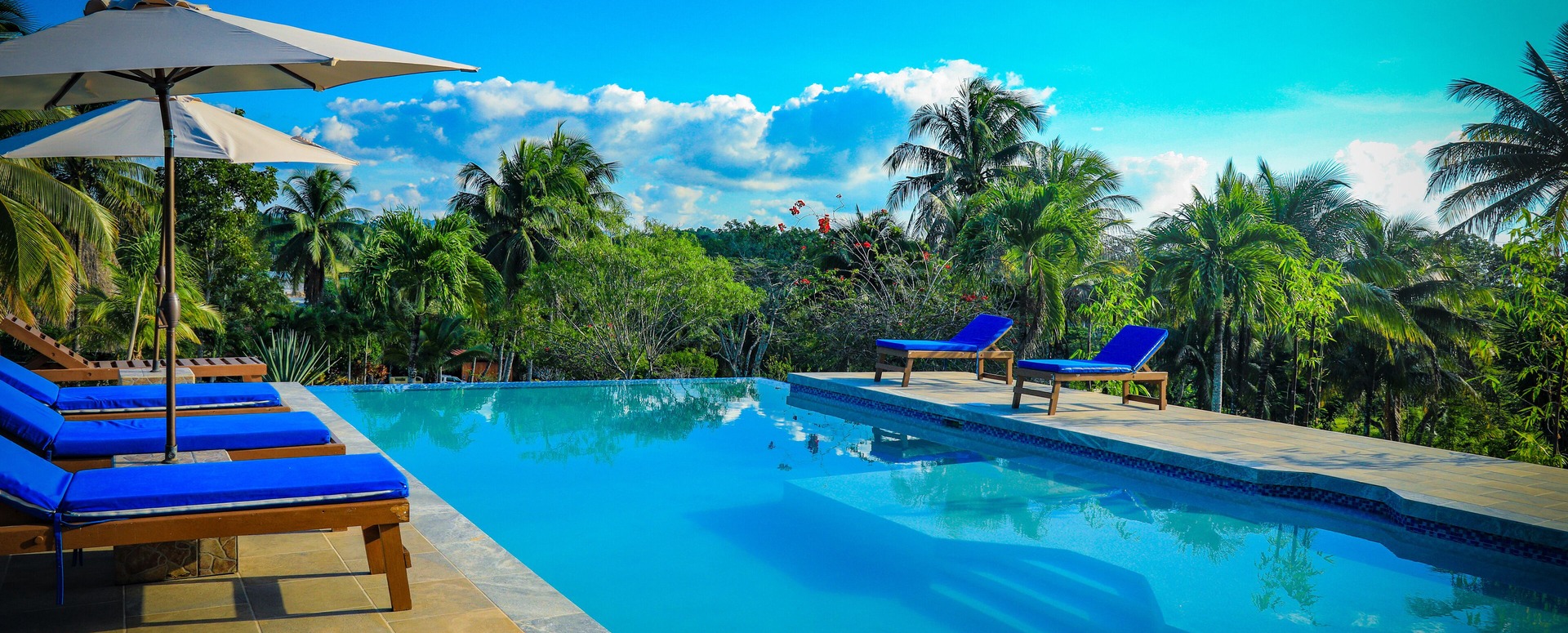 rentals-with-pools