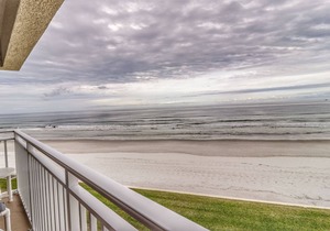 Errol by the Sea unit 326-2bdrm/2bath Ocean Front Corner Unit