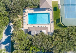 Gorgeous poolside villa, ground floor, heated pool