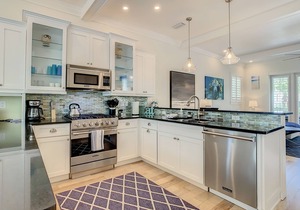 Home at New Smyrna Marina ~ A Boater and Fisherman's Dream! 14OF