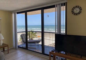 Oceanfront condo with spectacular views, beach access on non driving beach, NSB