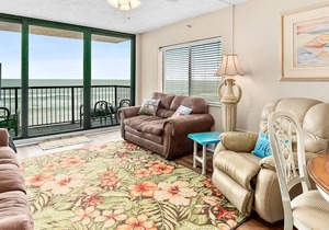 Oceanfront condo with balcony, pool, tennis & shuffleboard