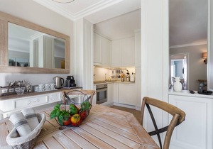SUPERB! 62 m2 high range full center of Beaulieu sur mer