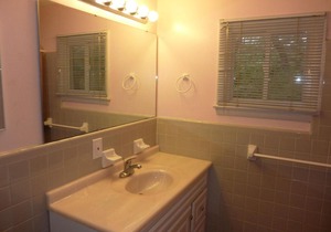 VERY NICE COTTAGE by Jekyll Realty