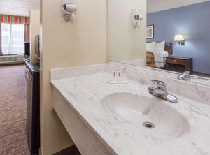 Rayne Inn | Rayne
