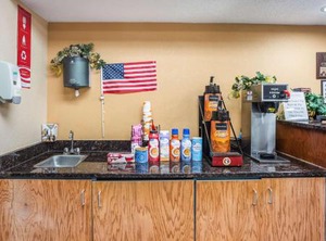 Econo Lodge Princeton | Princeton