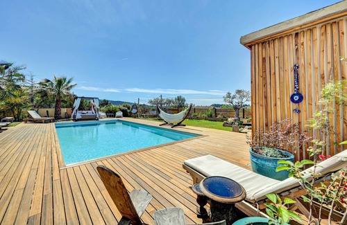 Est House | À Deux pas du Centre Historique Daix-en-provence