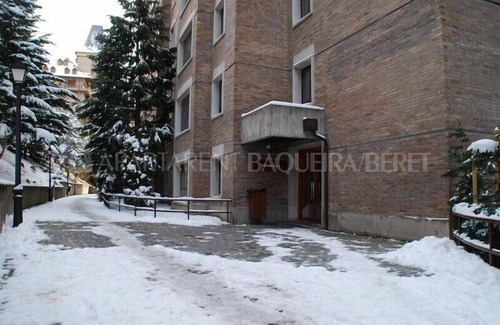 Baqueira Apartment | Àneu - Edificio Bonaigua