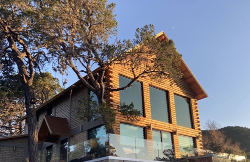 Arteaga Cabin | Área privada con una cabaña nueva equipado con todas las comodidades.