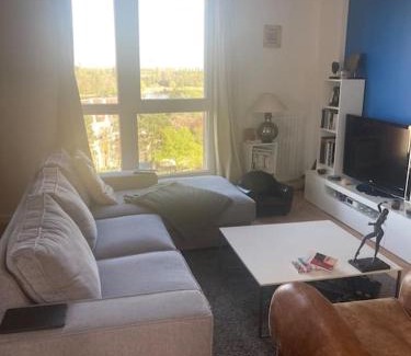 Ormetteau-Port Apartment | Élégance et confort dans un 3 pièces rénové