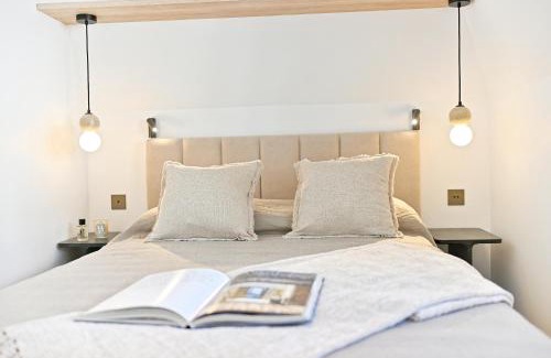 6th Arrondissement Apartment | Élégant esprit suite d'hôtel