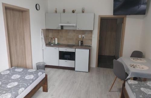 Roznava Apartment | Útulný bytík na prízemí