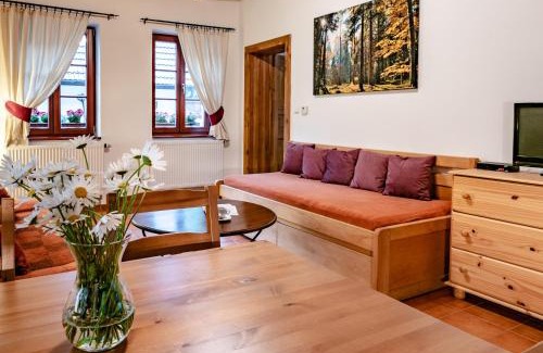 Oparno House | Černodolský mlýn