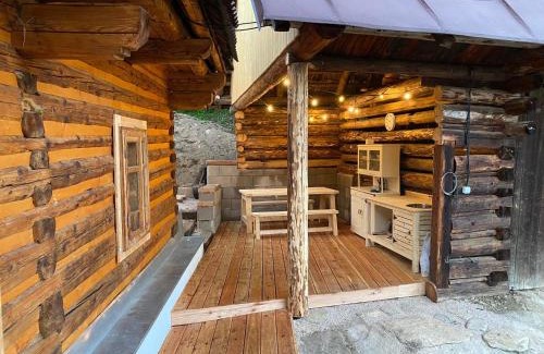 Sumiac Ski Chalet | Švajkova chyža
