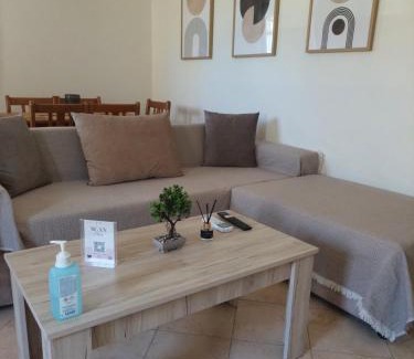 Monemvasia Apartment | Μοντέρνο Σπίτι