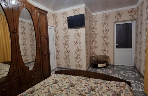 Vesyoloe House | Гостевой Дом Арарат