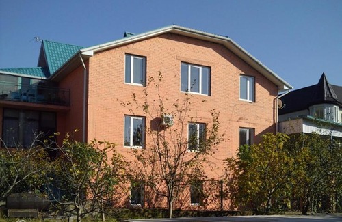 Agoy House | ЛИЛИЯ