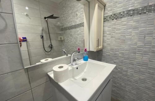 Bayit VeGan Apartment | דירת בוטיק - Boutique apartment