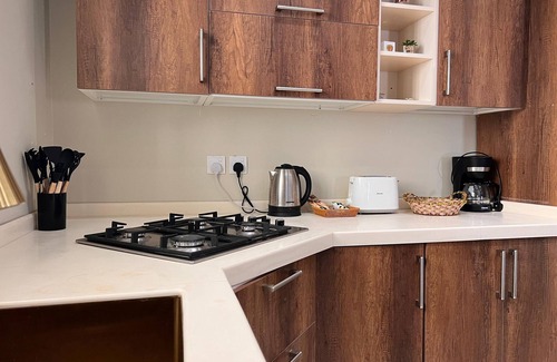 Medina Apartment | طيبة للشقق الفاخرةTaiba Luxury Apartments of 3 Bedrooms 5 minutes to Haram