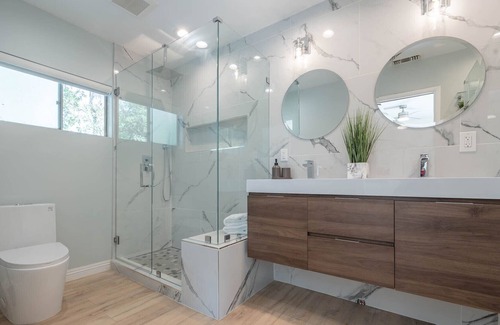 Valley Glen House | ৎ୭LA-LA Landৎ୭ Hot tub, Game room & more