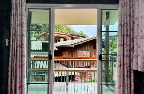 Mae Kampong House | กินลมชมจันทร์ แม่กำปอง