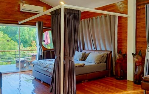 Sado Phong House | ธารน้ำ รีสอร์ท เขาค้อ