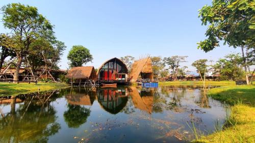 Sena House | บ้านนกฮูก อิงสายชล