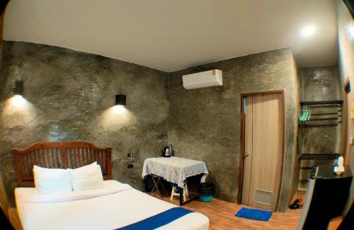 Mae Suai House | บ้านพักเรือนแก้ว แม่สรวย