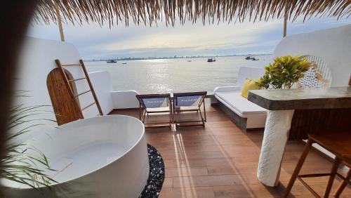 Koh Lan House | บ้านมัจฉา