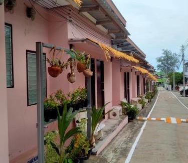 Baan Tai Ski Chalet | หาดริ้นเกสท์เฮาส์