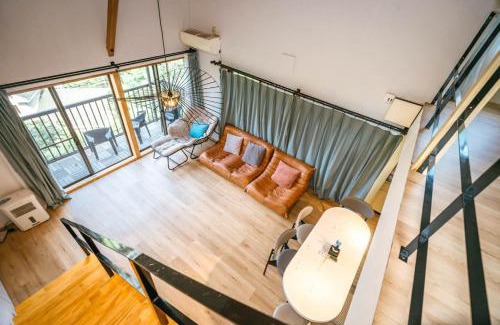 Atami Apartment | 熱海 仲夏 初島を臨む