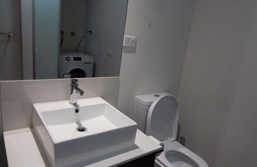 Clayton South House | 适合家庭/出差朋友的安静舒适整套公寓entire APT for holiday rental