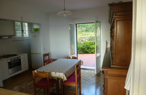 Lavagna Apartment | (010028-LT-0089)Between Portofino and 5 Terre, among the olive trees and the sea