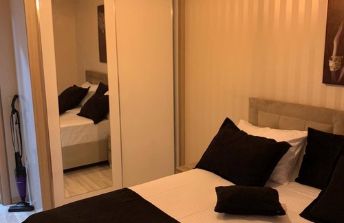 Kucukcekmece Apartment | 1+1 RESİDENCE OTEL. NEAR TO METROBUS