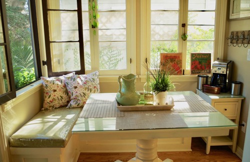 Belmont Shore House | 1/2 Block to the Beach w/Bikes & Paddleboards: Casa de las Palmas