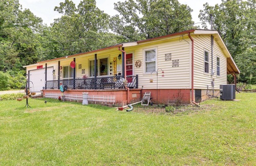 Hardy House | < 1/2 Mi to Lake: Secluded Gem in Cherokee Village