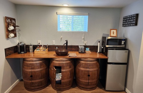 Santa Rosa Apartment | 1,400 sq ft apartment across the street from St. Francis Winery!