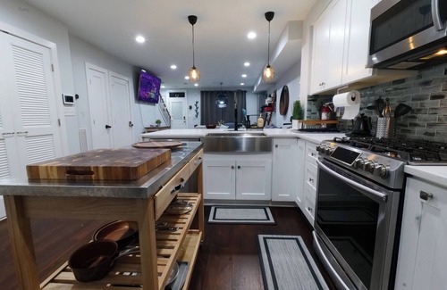 Trinidad House | 1 Bd/1.5 Ba Chic, Renovated Townhome in Charming