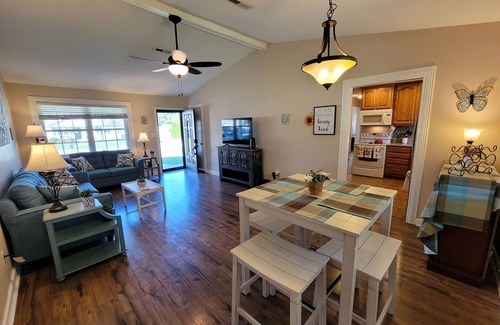 Athens House | 1 Bdrm home sleeps 2, 1 mile from I-65, Pets Stay Free, Fenced backyard