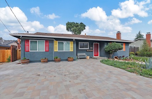 San Ramon House | 1 bed 1 bath king bed private unit kitchenette