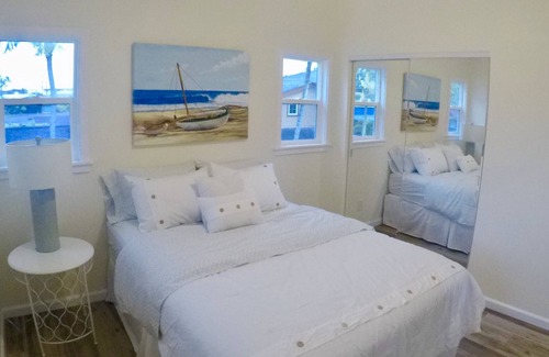 Haleiwa House | 1-Bed, 1-Bath - Walk to Beach.