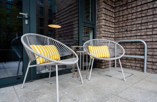 Woodberry Down Apartment | 1-Bed Apartment- Sleeps 2, Central Links & Pets Ok
