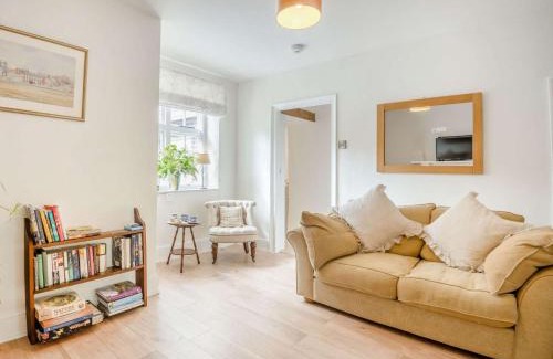 Brecon House | 1 Bed in Brecon 88748