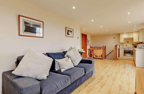 Newton Poppleford Apartment | 1 Bed in Sidmouth HAYES
