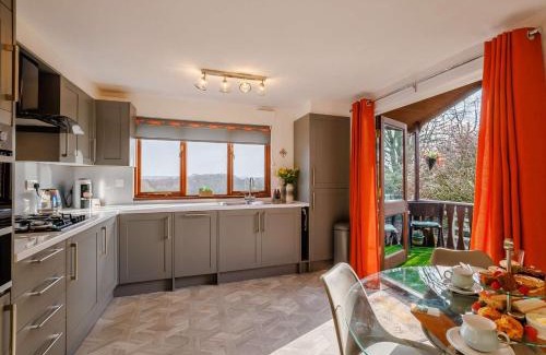 Whitegate House | 1 Bed in Whitegate 91266