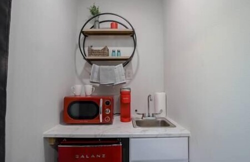 Canyon Lake House | 1 Bed | Private Waterfront Tiny Home on Canyon Lake | 1B, Private Waterfront Tiny Home on Canyon Lak