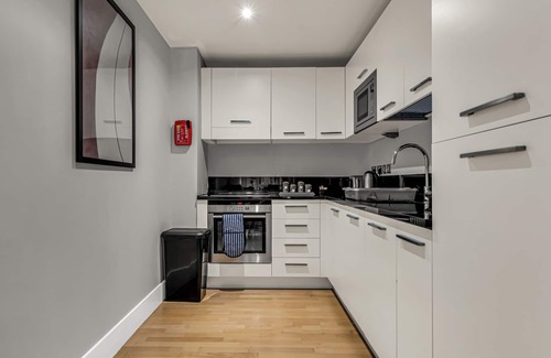 Queenhithe Apartment | 1 Bed Serviced Apartment near Blackfriars