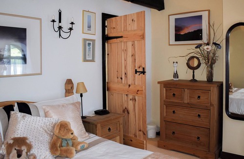 Kendal Cottage | 1 bedroom accommodation in Bowston near Staveley