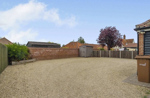 Norwich Cottage | 1 bedroom accommodation in Bergh Apton